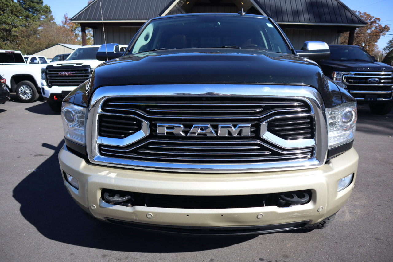 Used 2017 RAM 2500 Longhorn image 2