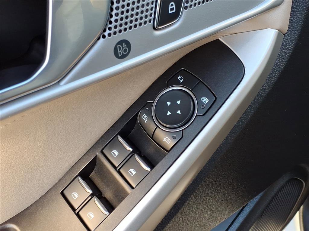 Certified 2022 Ford Explorer XLT w/ Equipment Group 202A image 12