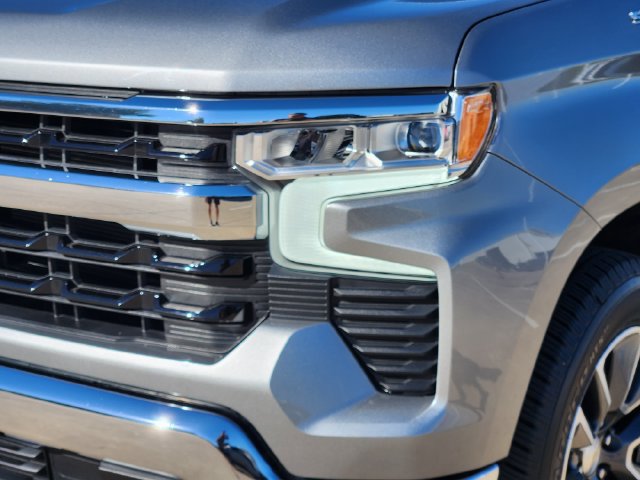 Used 2024 Chevrolet Silverado 1500 LT w/ Protection Package RWD image 16