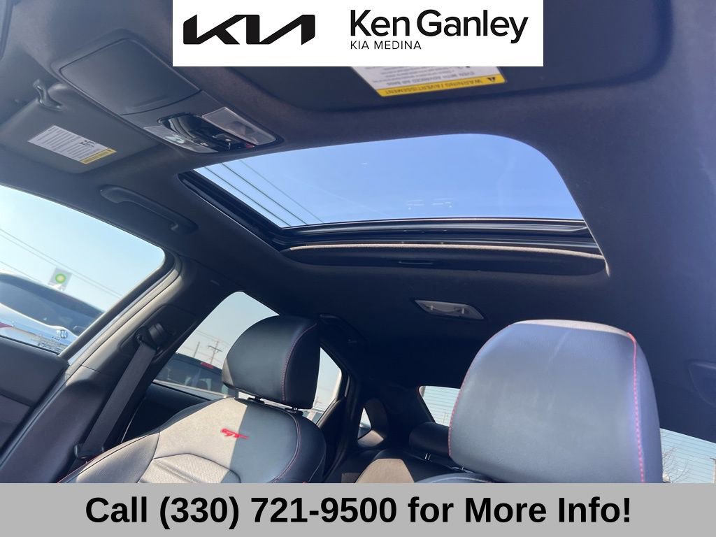 Certified 2022 Kia Forte GT image 43