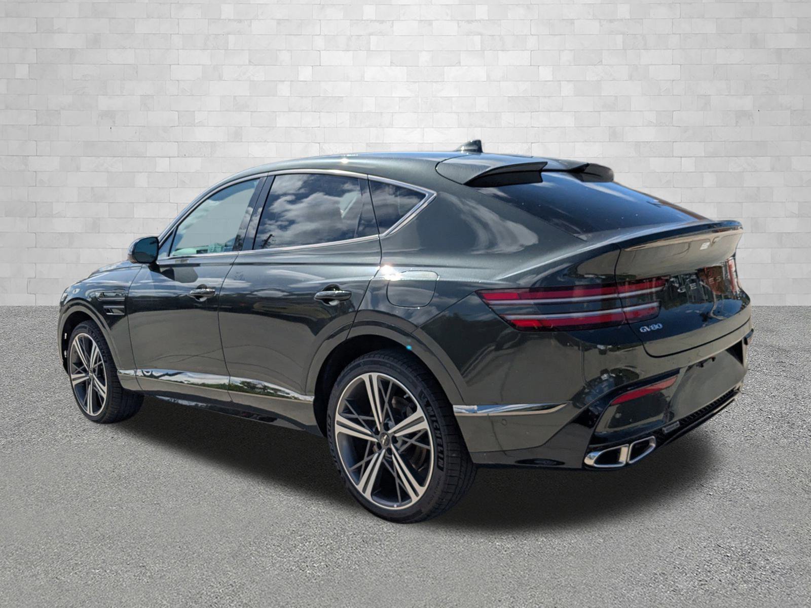Used 2025 Genesis GV80 3.5T e-SC AWD/4WD image 4