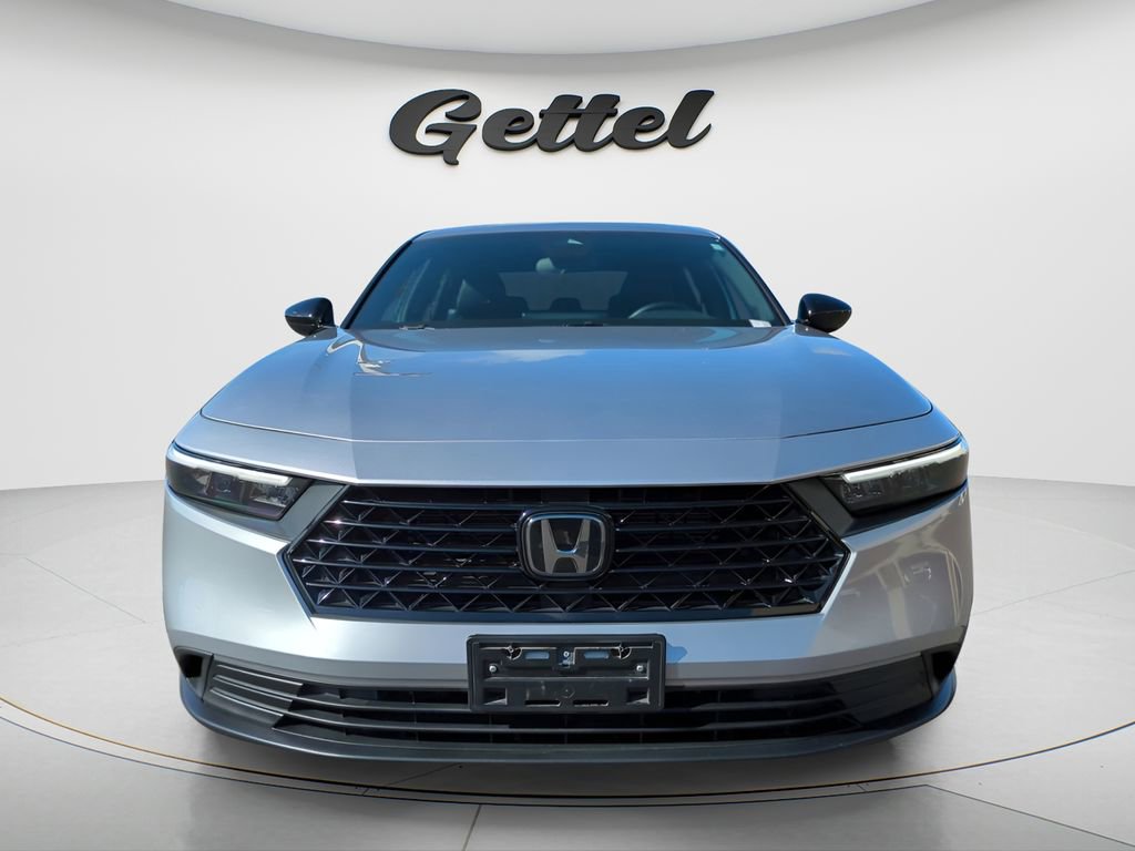 Used 2023 Honda Accord Sport image 8