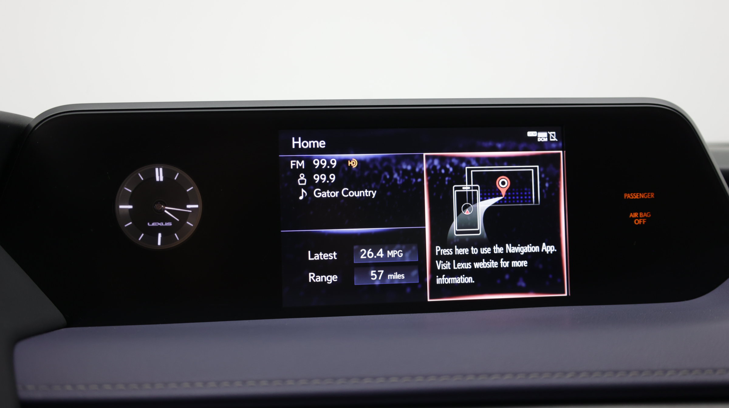 Used 2022 Lexus UX 200 w/ Accessory Package (Z1) FWD image 26