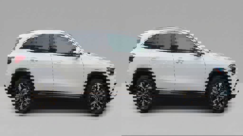 Used 2026 Mercedes-Benz GLA 250 4MATIC image 9