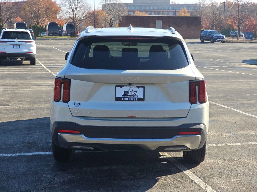 New 2026 Kia Sorento S w/ S Panoramic Sunroof Package image 16