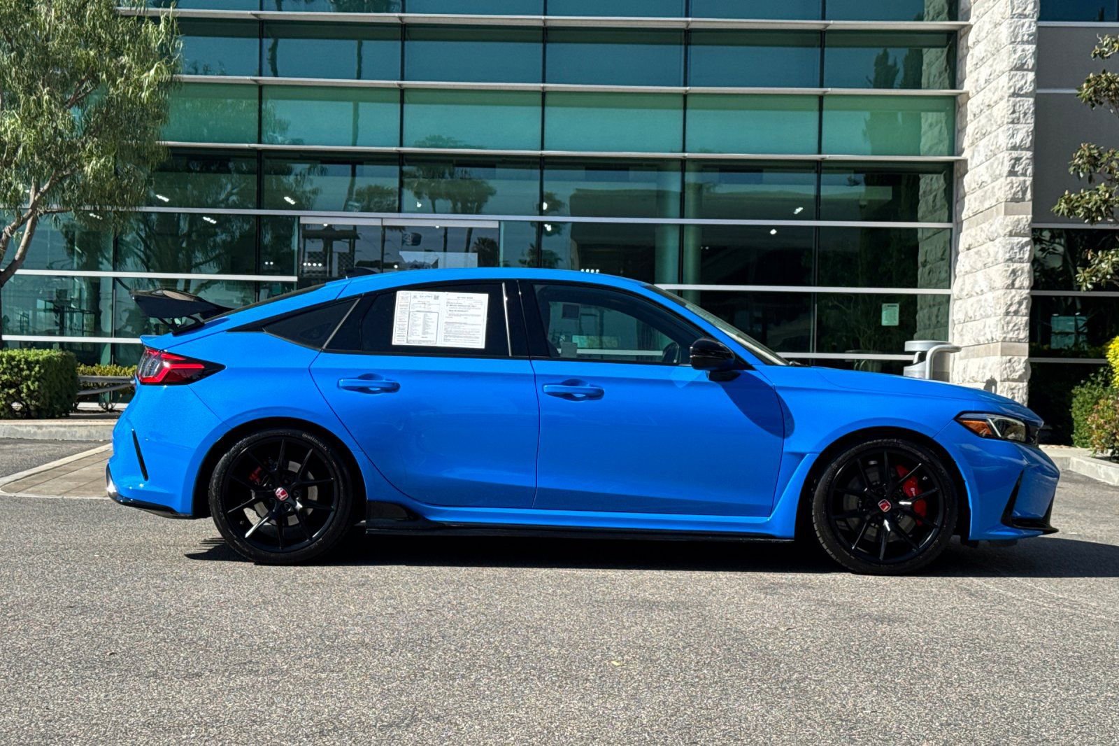 Used 2023 Honda Civic Type R image 3