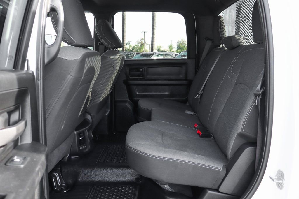 Used 2021 RAM 5500 Tradesman w/ Chrome Appearance Group image 34