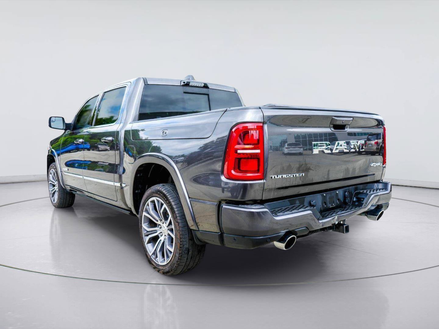 Used 2025 RAM 1500 Tungsten AWD/4WD image 4