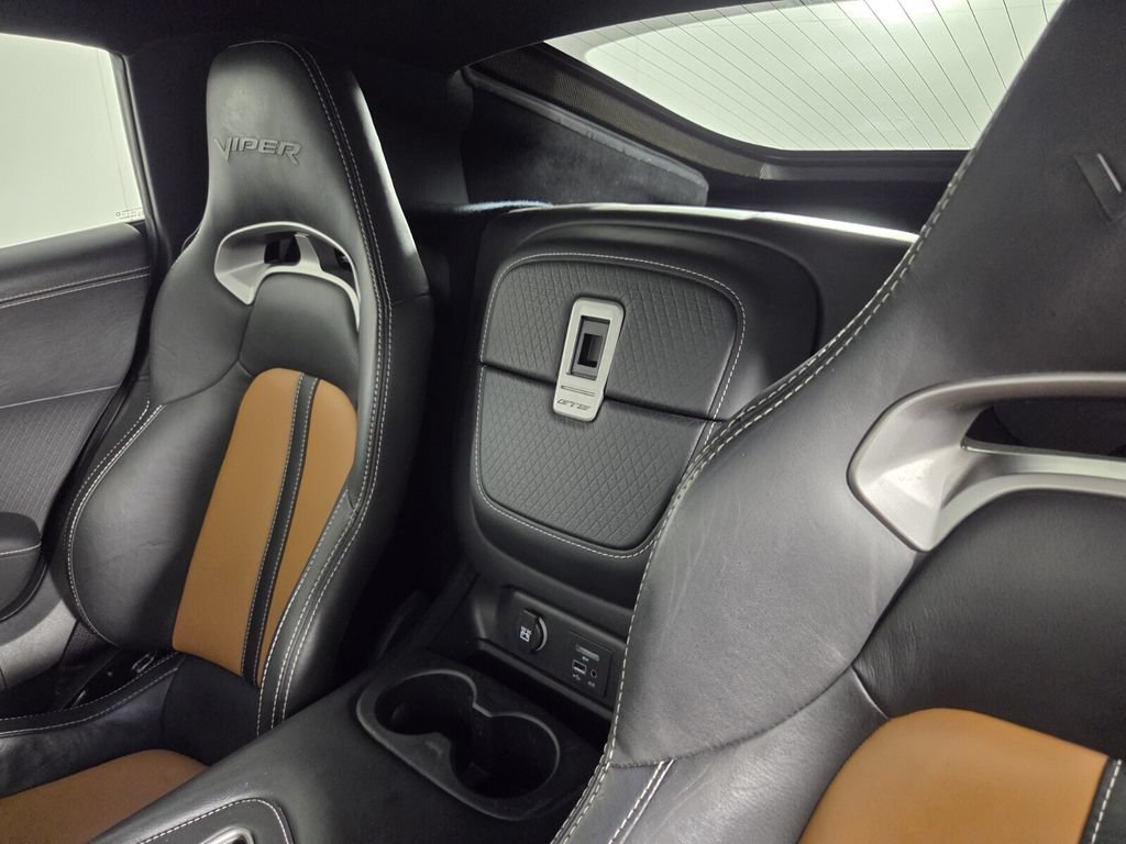 Used 2014 SRT Viper GTS w/ GTS Laguna Interior Package RWD image 22