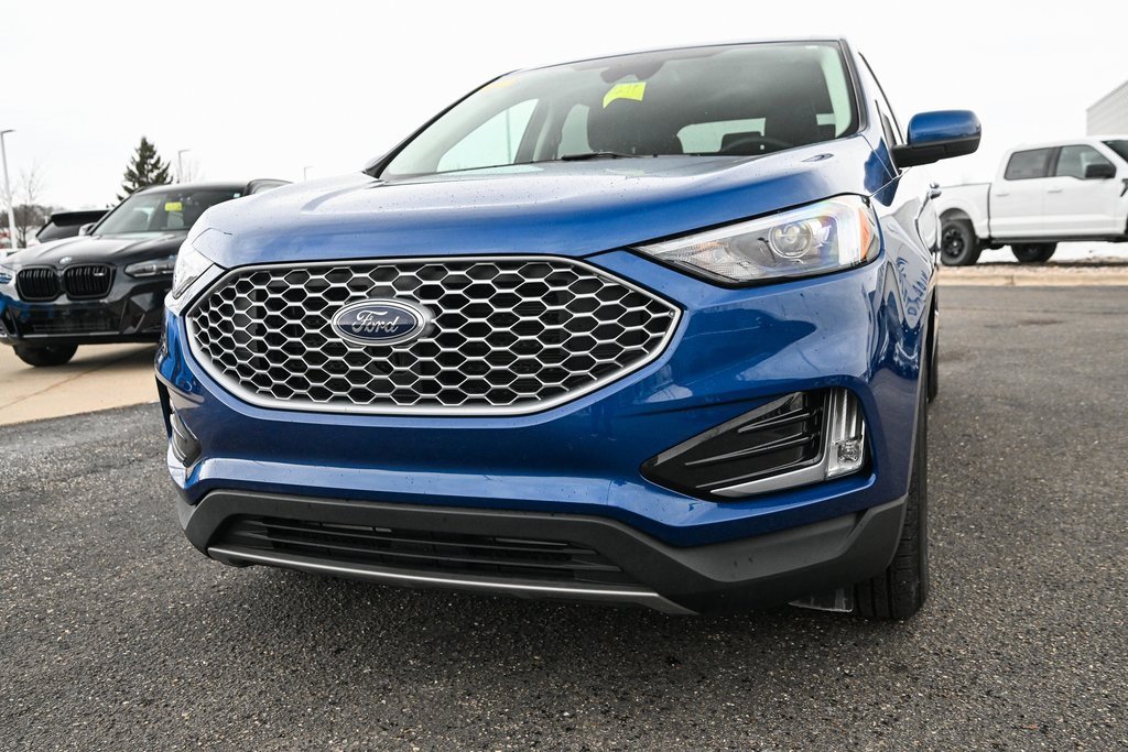 Used 2024 Ford Edge SEL w/ Convenience Package image 11