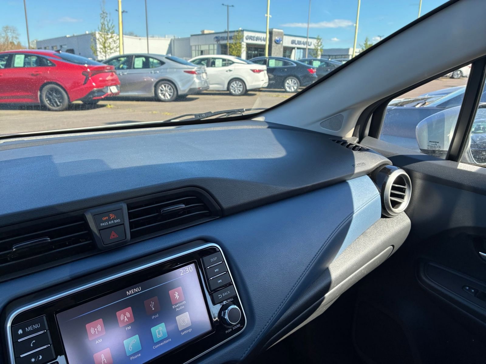 Used 2025 Nissan Versa SV FWD image 33
