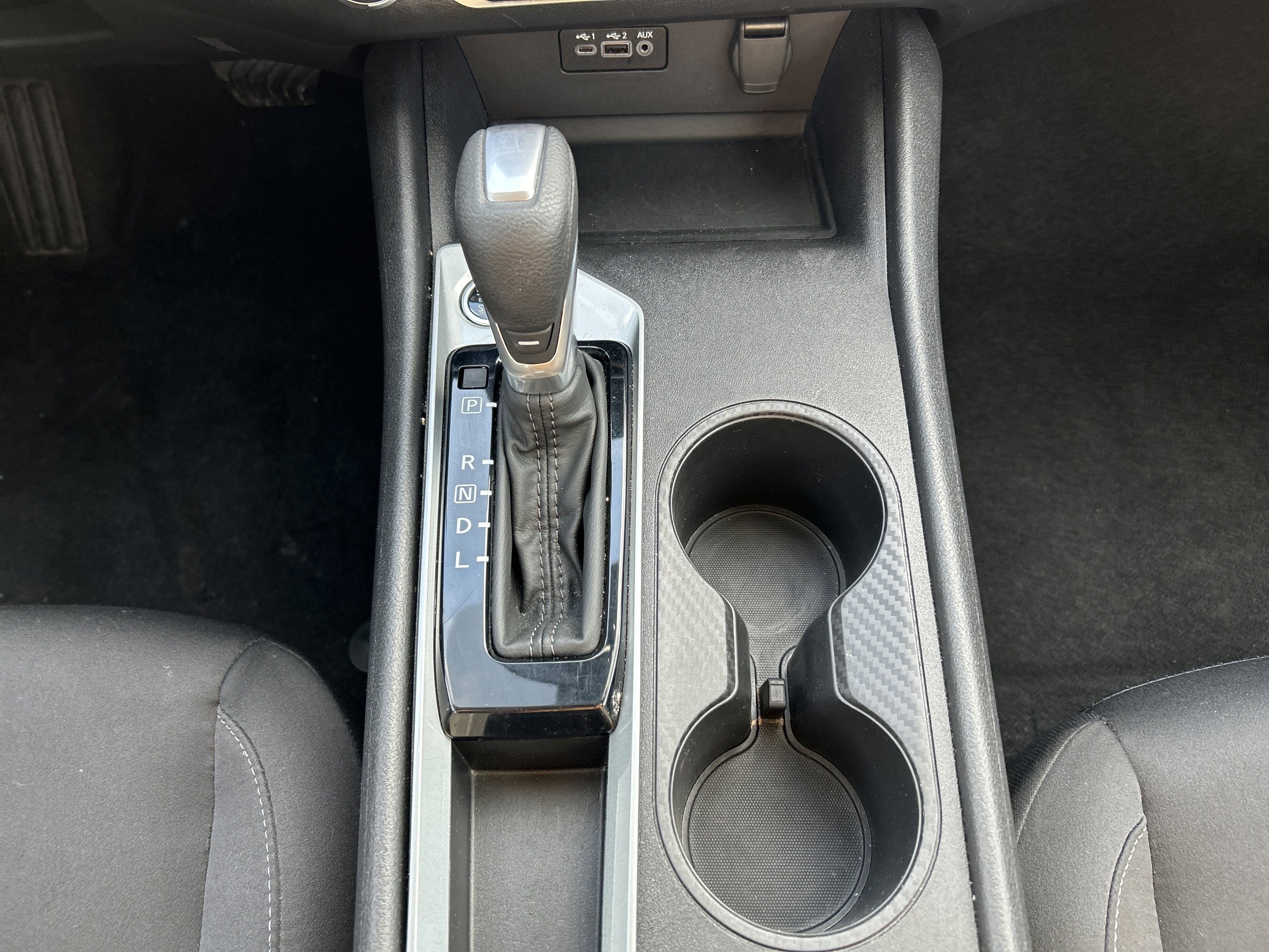 Used 2025 Nissan Altima 2.5 SV FWD image 21