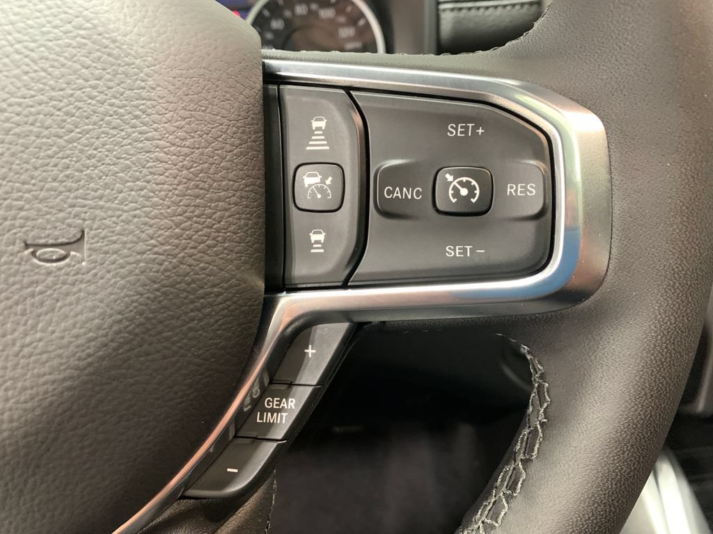 Used 2026 RAM 1500 Laramie w/ Laramie Preferred Package AWD/4WD image 13