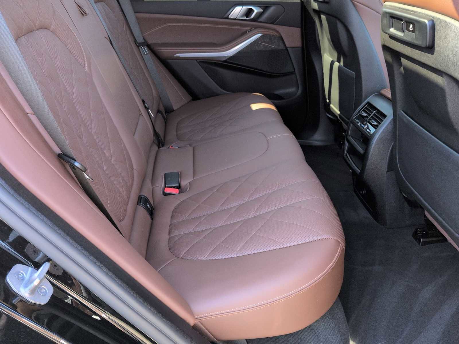 Used 2023 BMW X5 xDrive40i w/ Parking Assistance Package image 22