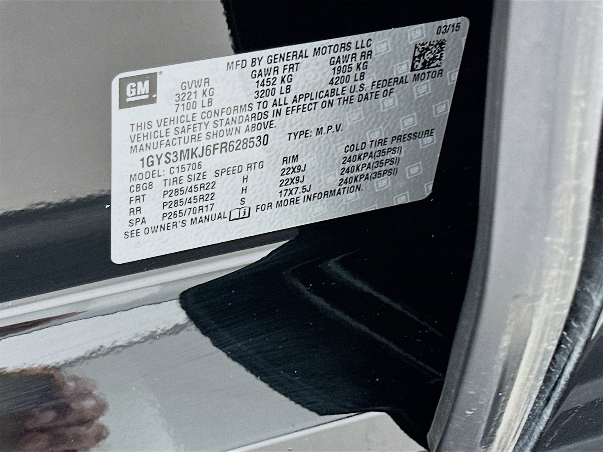 Used 2015 Cadillac Escalade Luxury image 36