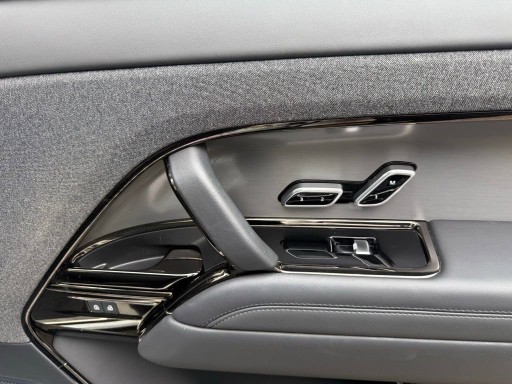 Used 2023 Land Rover Range Rover Sport SE image 23