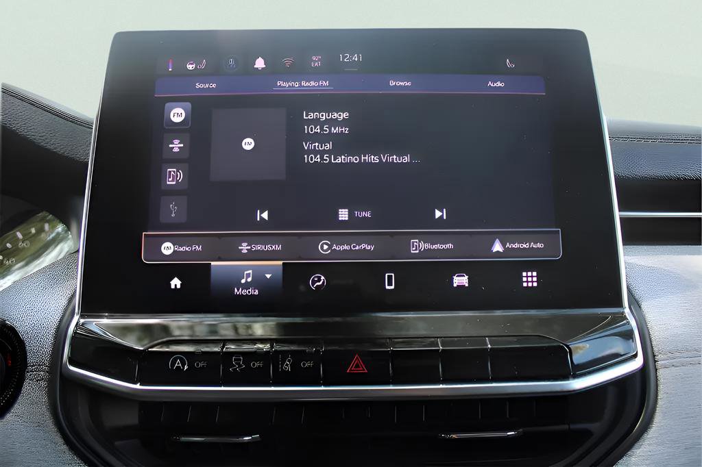 Used 2022 Jeep Compass Latitude AWD/4WD image 16