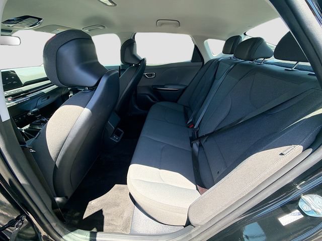 Used 2025 Kia K4 FWD image 22