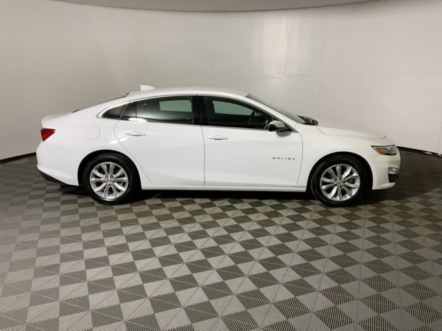 Used 2025 Chevrolet Malibu LT image 7