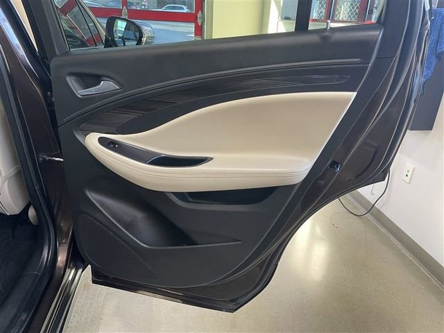 Used 2020 Buick Envision Preferred AWD/4WD image 24