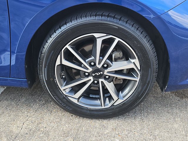 Used 2022 Kia Forte LXS w/ LXS Technology Package FWD image 19