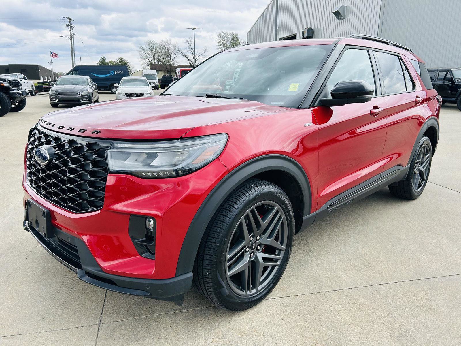 Used 2025 Ford Explorer ST-Line w/ Premium Package AWD/4WD image 44