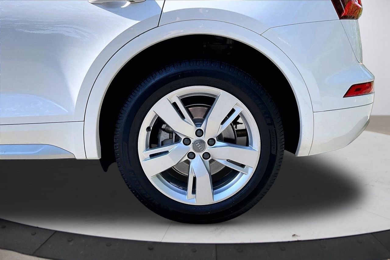 Used 2019 Audi Q5 2.0T Premium Plus w/ Premium Plus Package AWD/4WD image 35