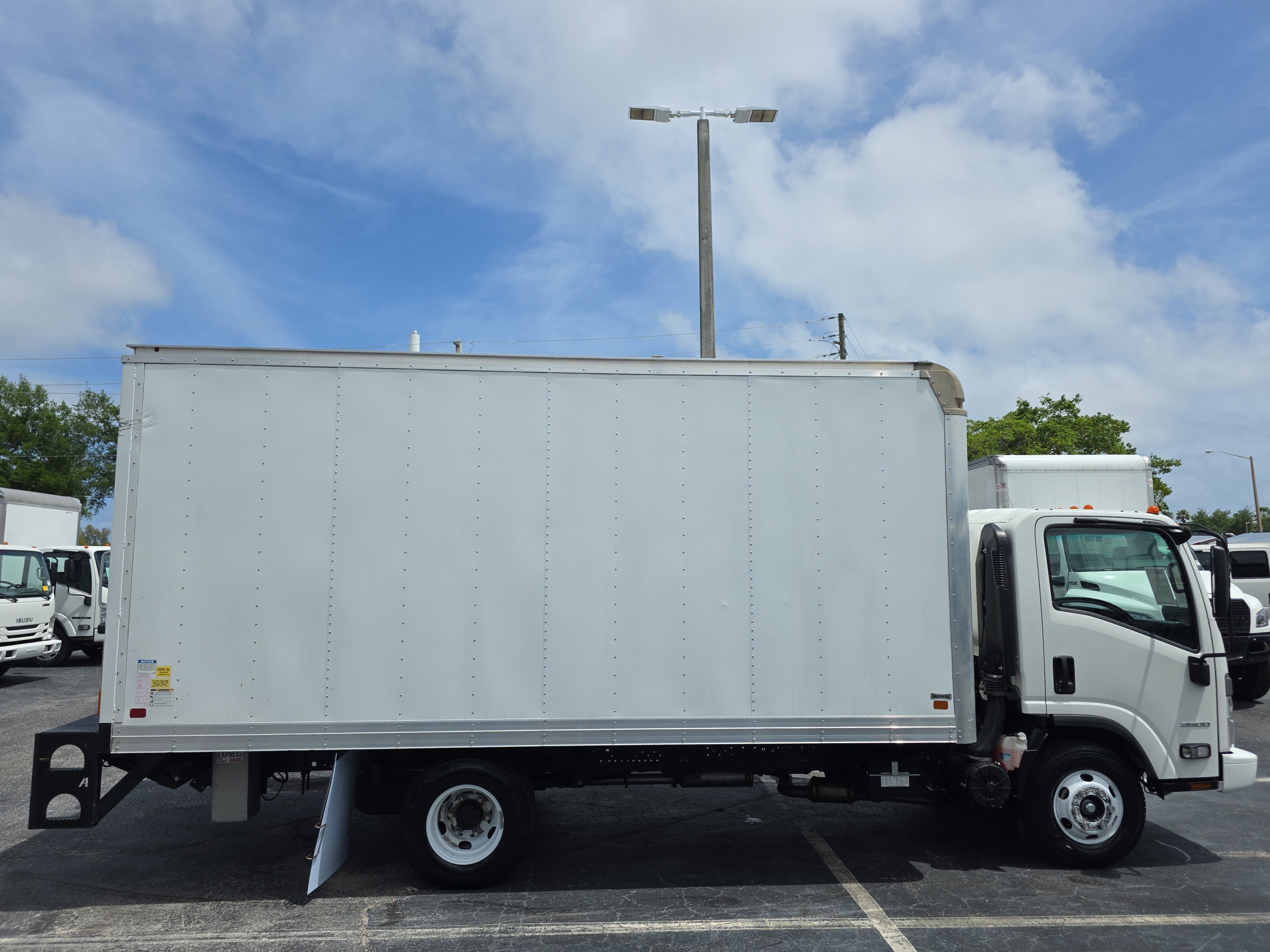 Used 2024 Chevrolet Low Cab Forward RWD image 8