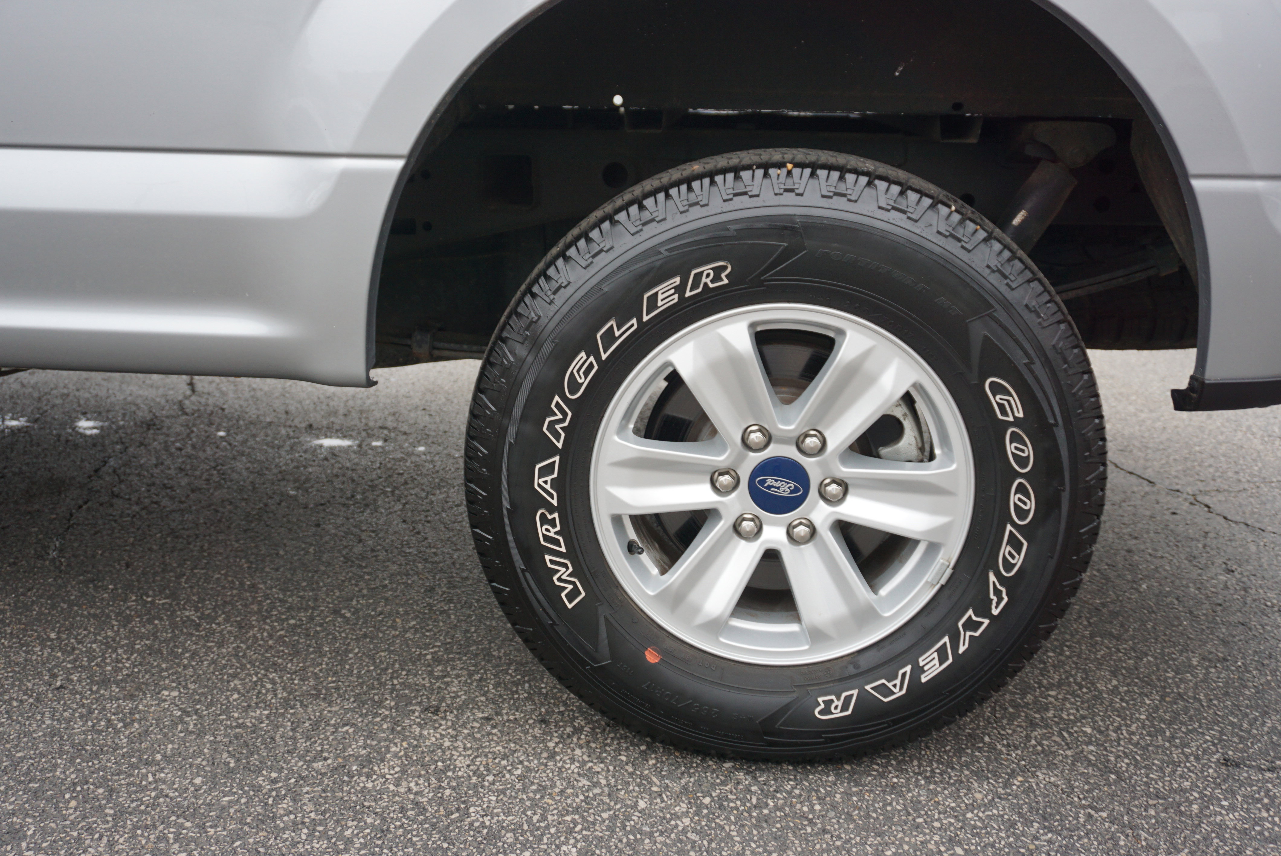 Used 2020 Ford F150 XLT image 6