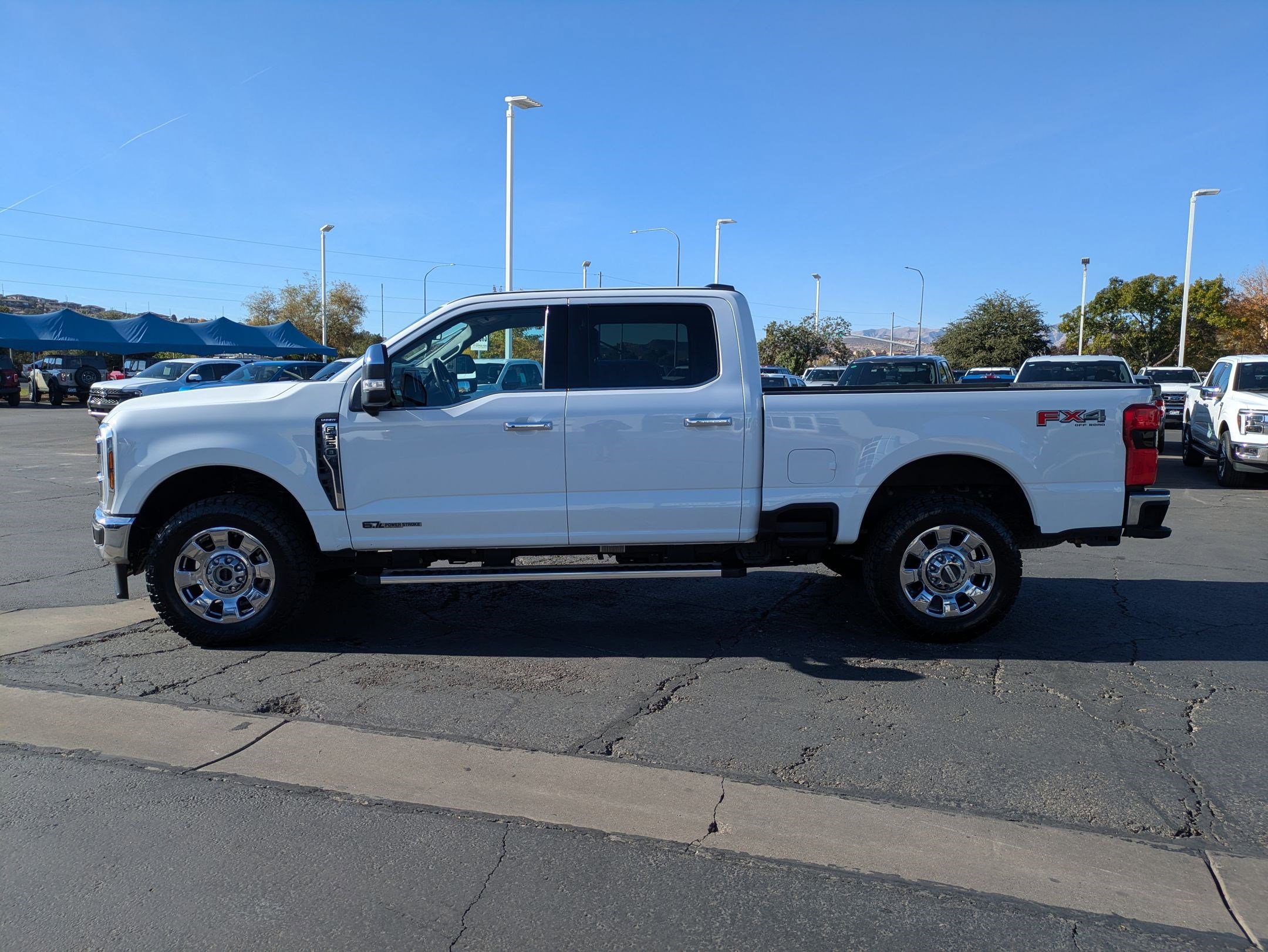 Used 2025 Ford F350 Lariat image 7