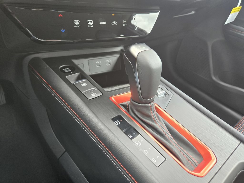 New 2026 Nissan Kicks SR AWD/4WD image 15