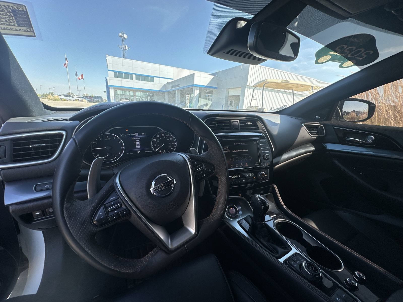 Used 2022 Nissan Maxima SR w/ Sport Mat Group FWD image 10
