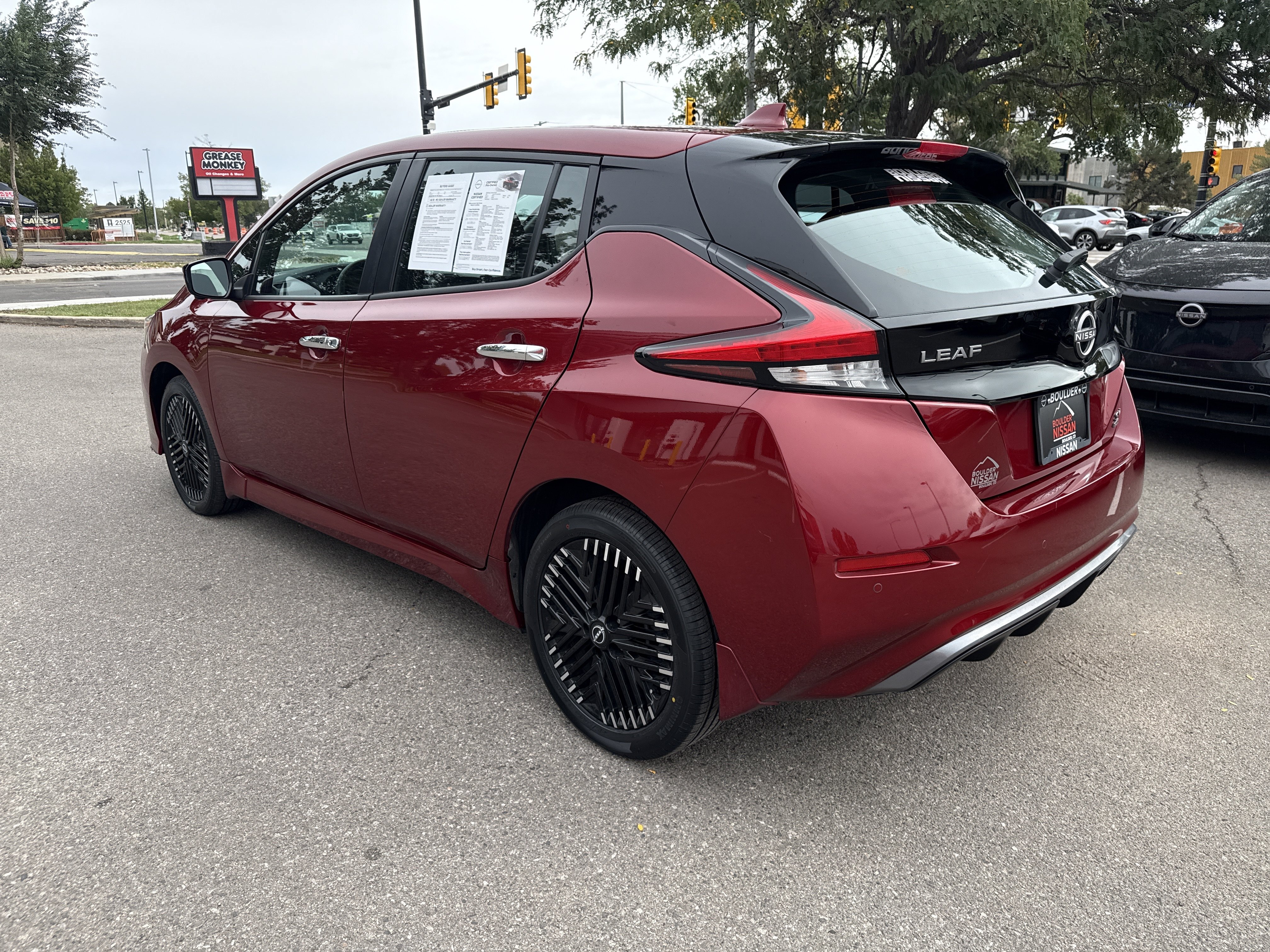 Certified 2025 Nissan Leaf SV Plus FWD image 7