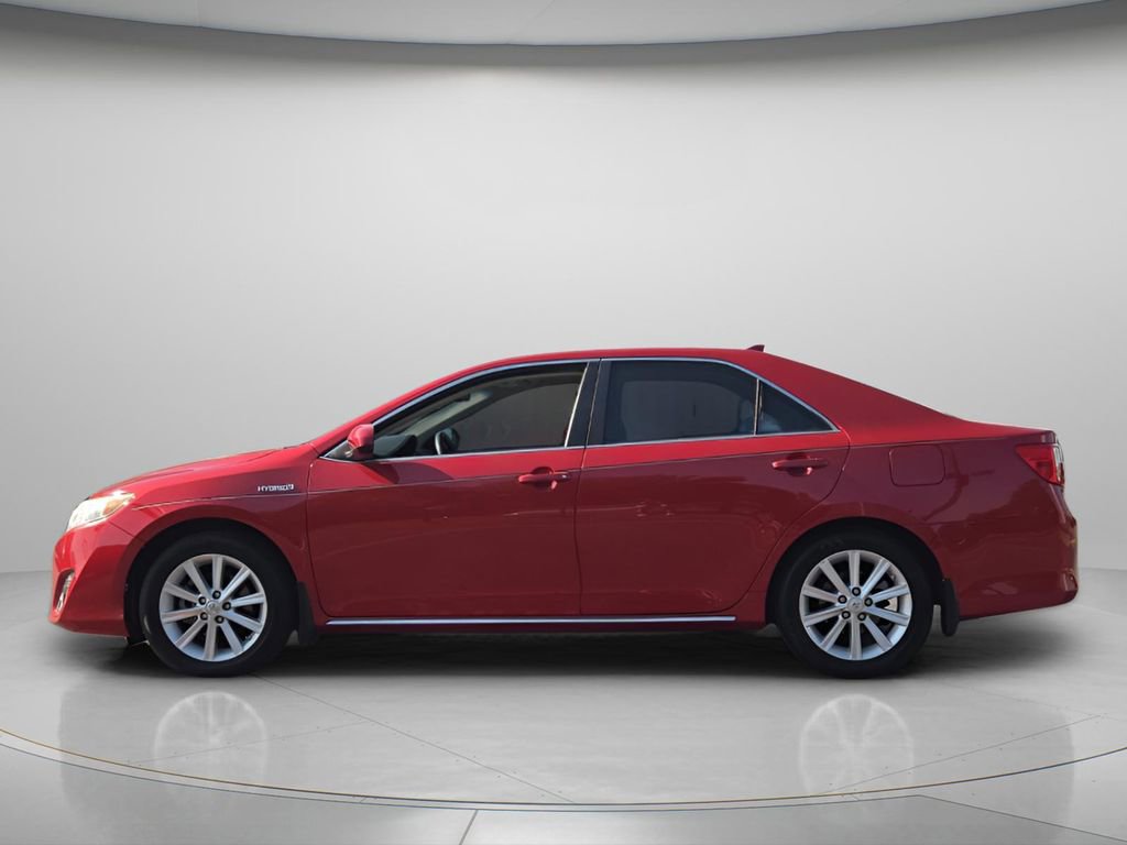 Used 2012 Toyota Camry XLE w/ Leather Pkg FWD image 3