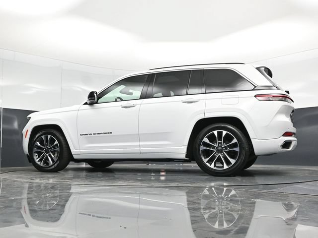 Used 2023 Jeep Grand Cherokee Overland AWD/4WD image 63