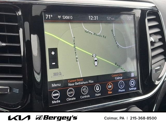 Used 2020 Jeep Grand Cherokee Limited AWD/4WD image 19