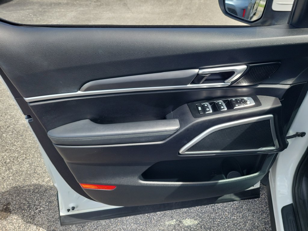 Used 2020 Kia Telluride S w/ S 8 Passenger Seating Package FWD image 12