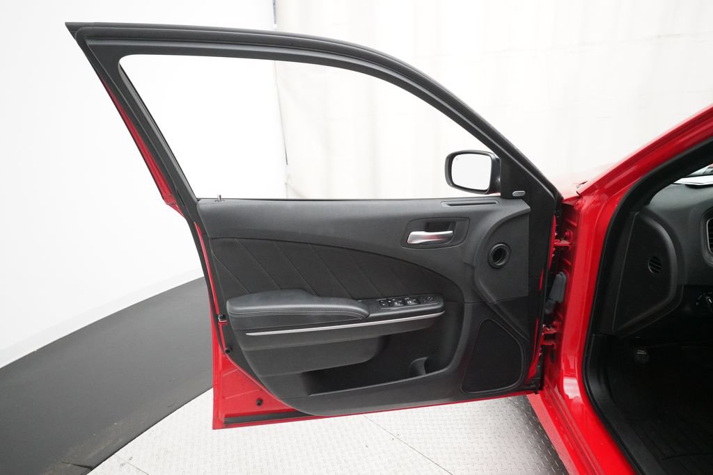 Used 2023 Dodge Charger R/T RWD image 26