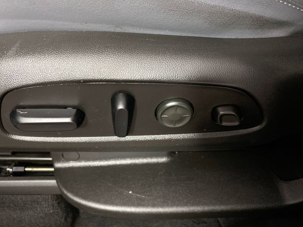 Certified 2021 Buick Enclave Premium w/ Surround and Sites Package image 12