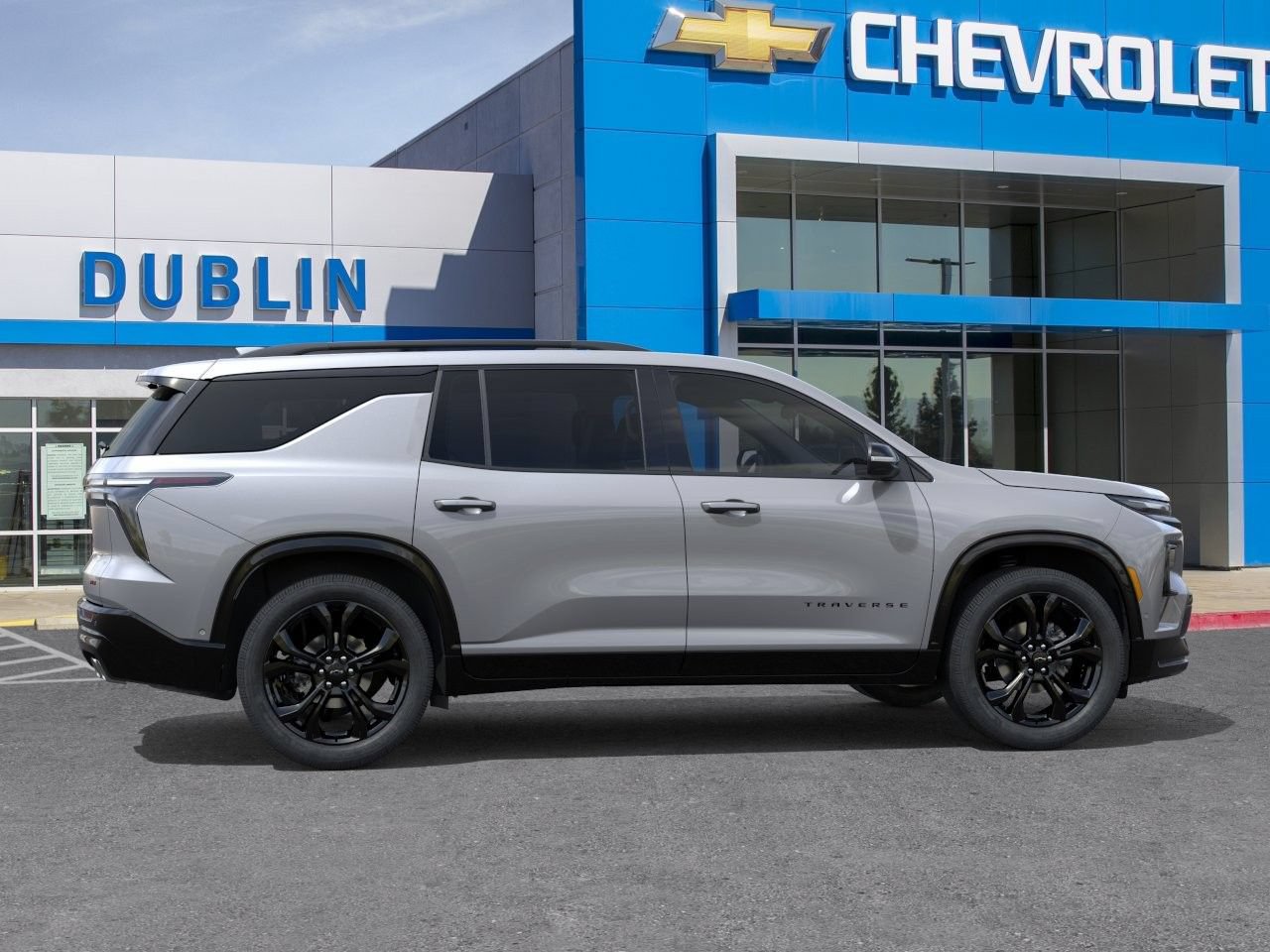 New 2027 Chevrolet Traverse RS w/ LPO, Floor Liner Package AWD/4WD image 6
