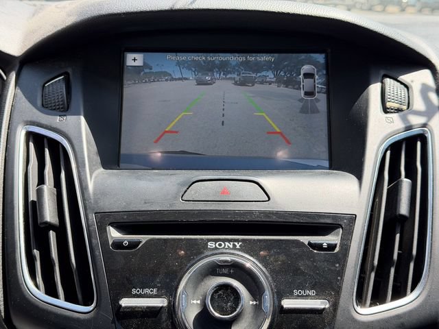 Used 2018 Ford Focus SEL FWD image 14
