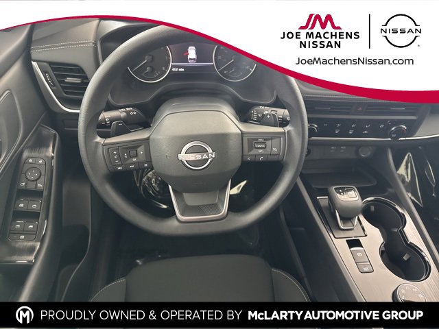 Certified 2025 Nissan Rogue S image 24