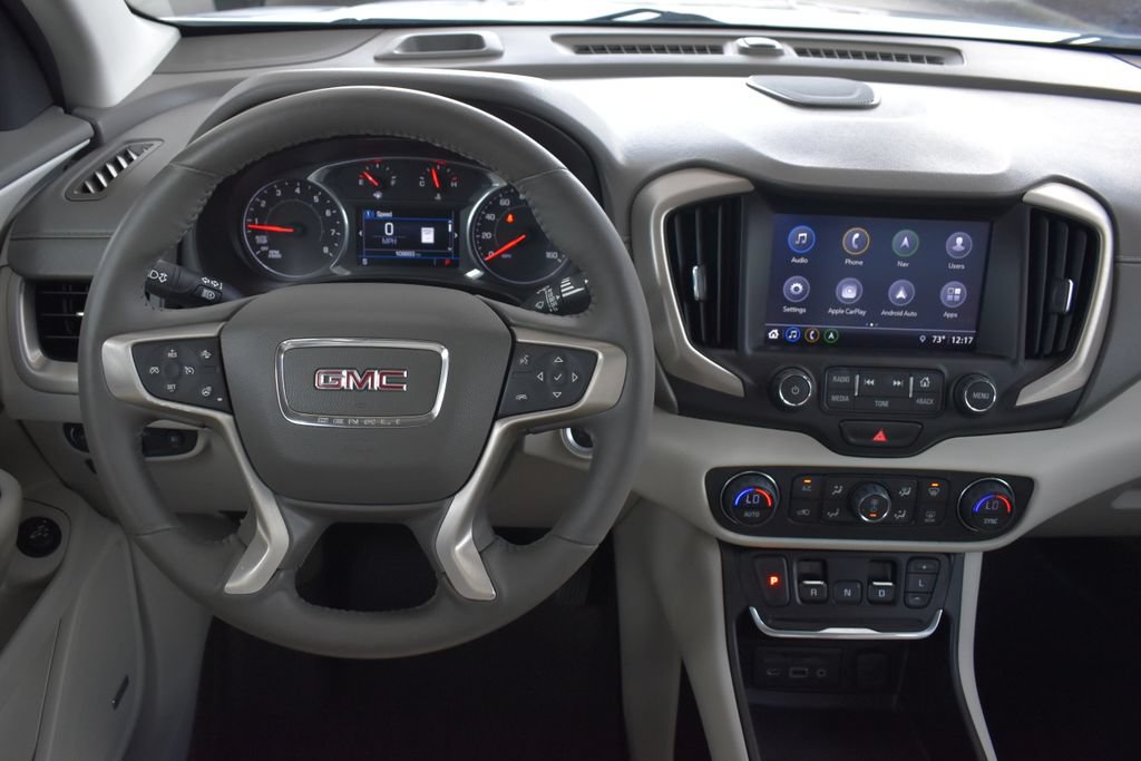 Used 2018 GMC Terrain Denali w/ Advanced Safety Package FWD image 2