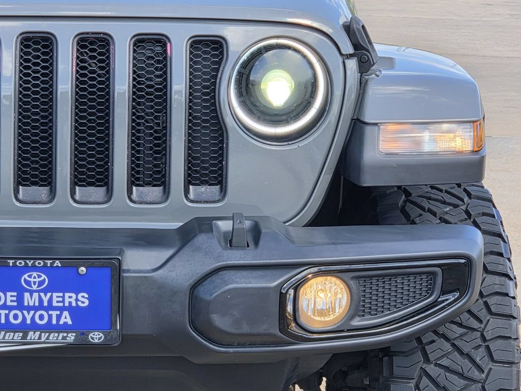 Used 2020 Jeep Wrangler Unlimited Sahara AWD/4WD image 4