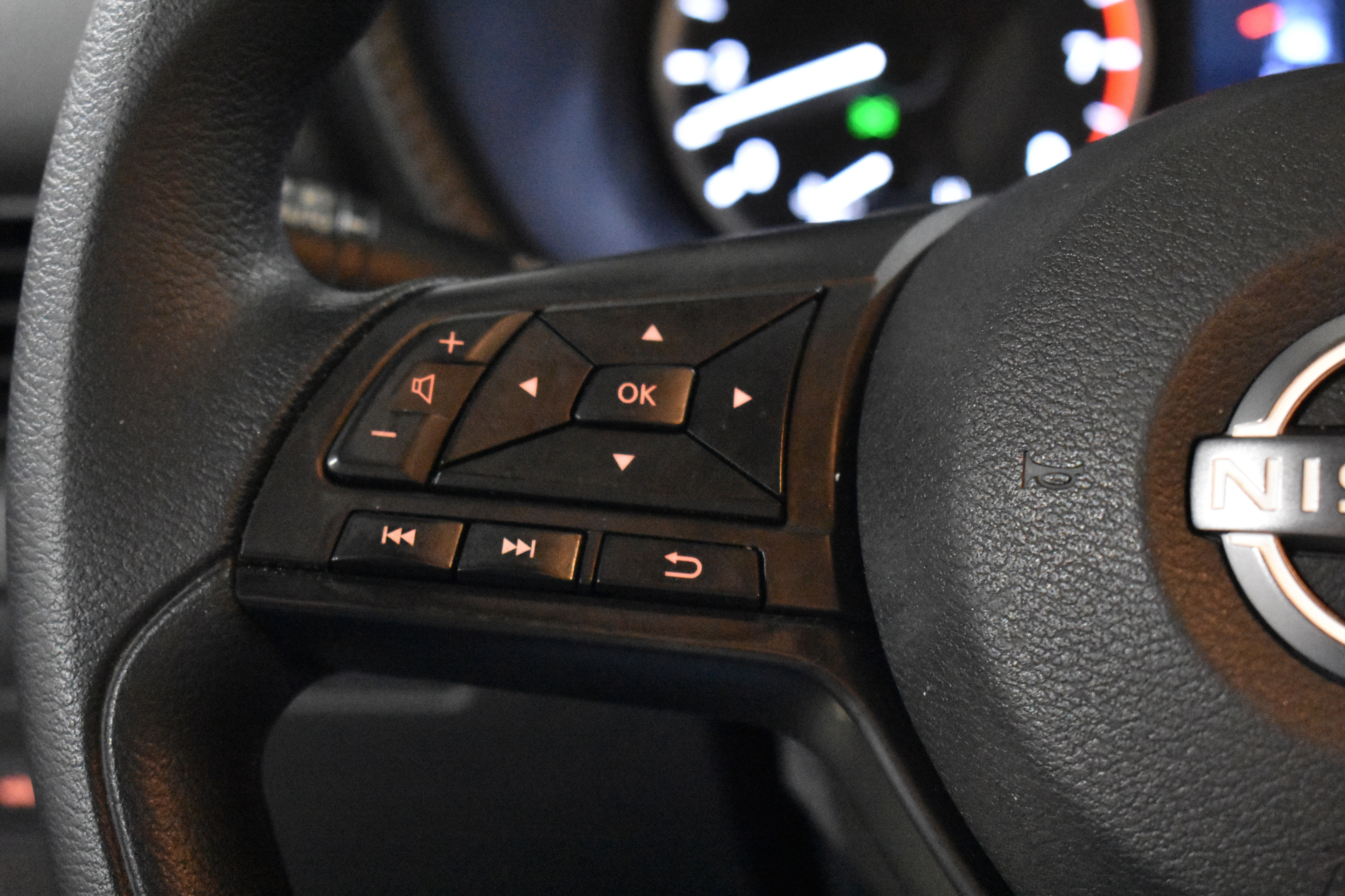 Used 2024 Nissan Sentra S image 19