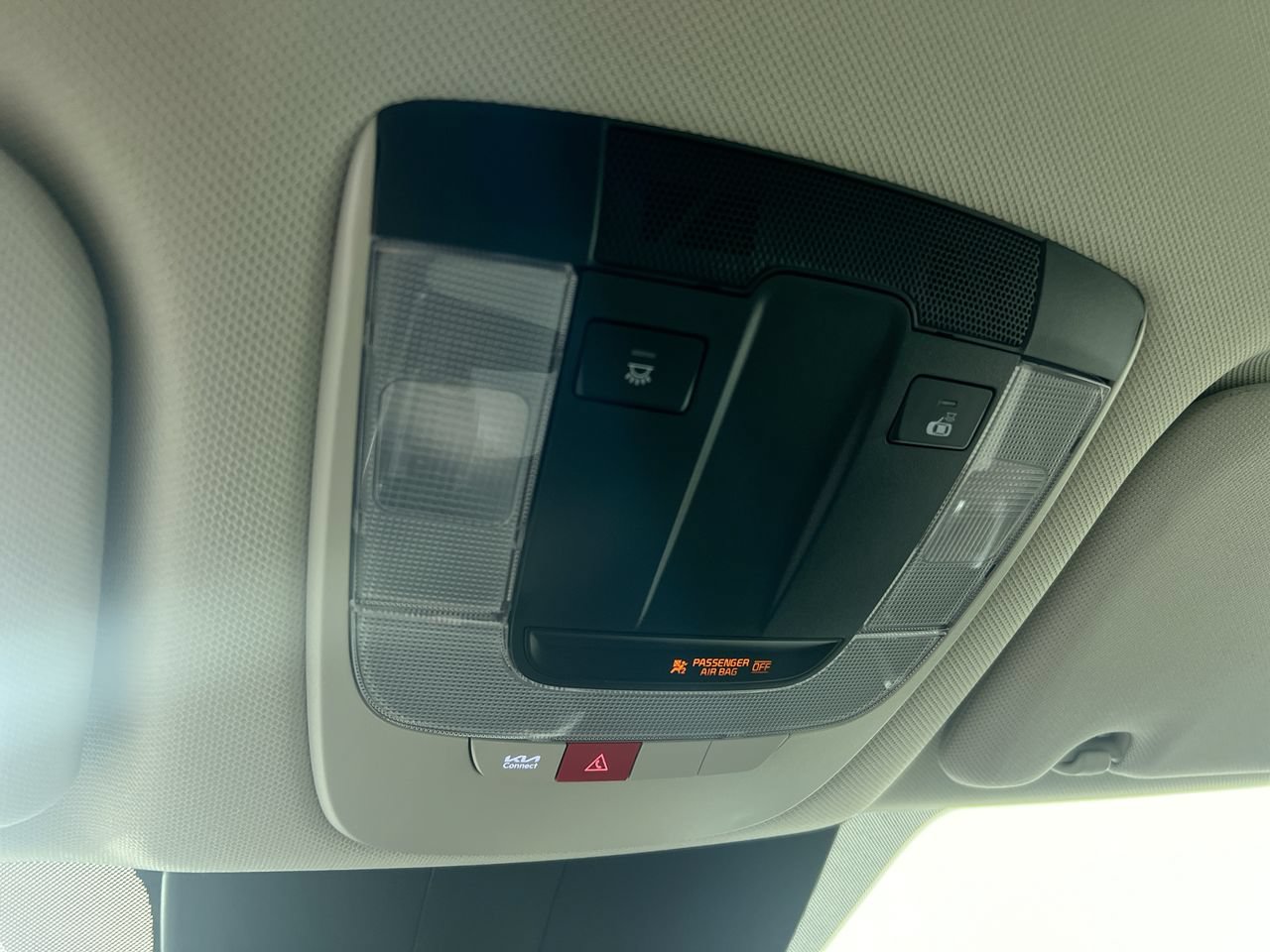 New 2026 Kia Sorento S FWD image 18