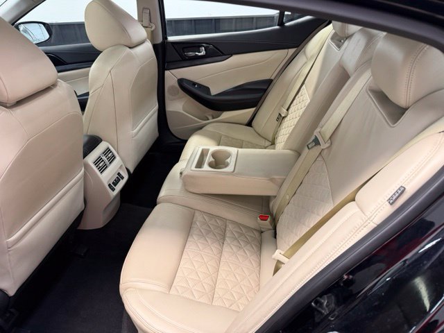 Used 2023 Nissan Maxima Platinum FWD image 29
