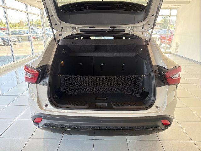 New 2026 Chevrolet Trax RS w/ Sunroof Package FWD image 15