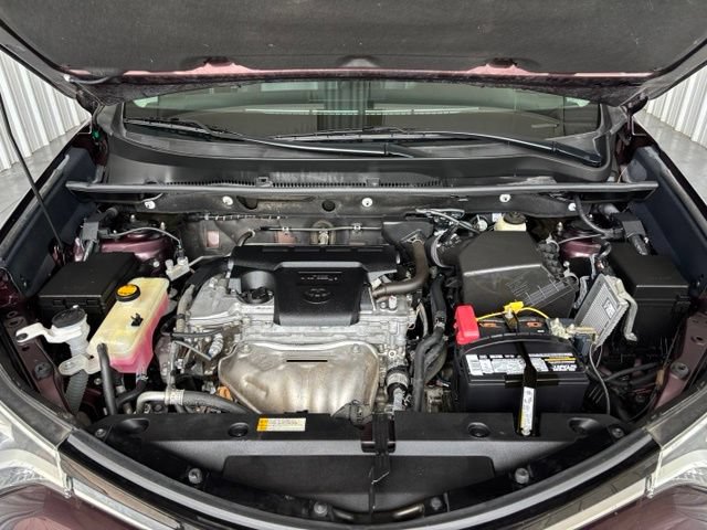 Used 2018 Toyota RAV4 Limited FWD image 28