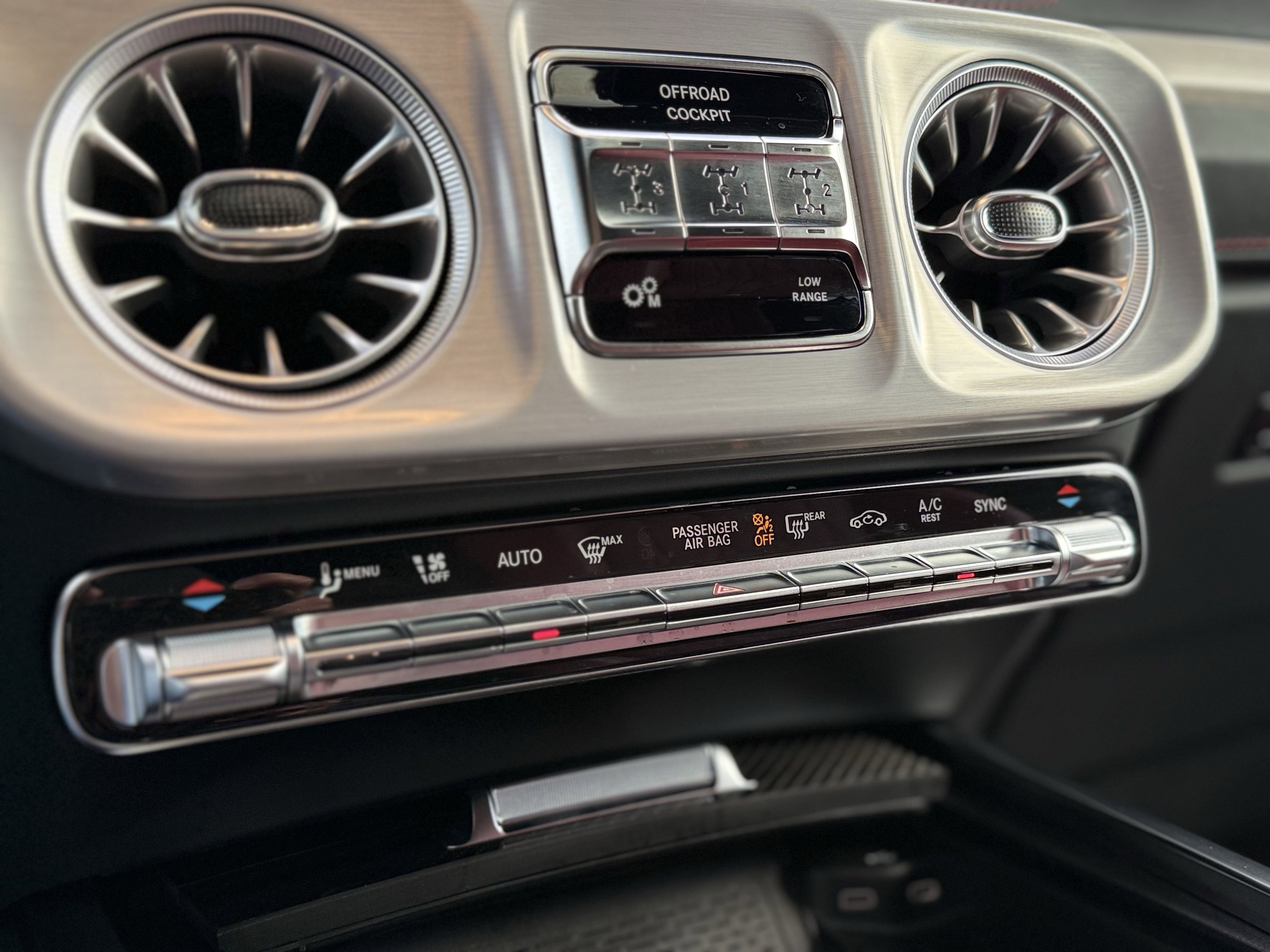 Used 2025 Mercedes-Benz G 63 AMG 4MATIC image 23